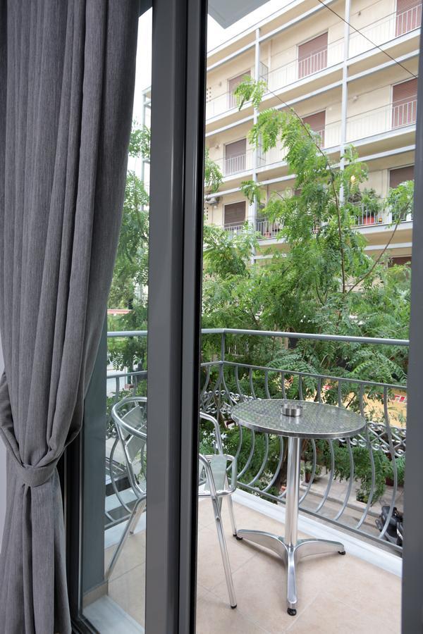 Meni Apartments Athen Eksteriør bilde